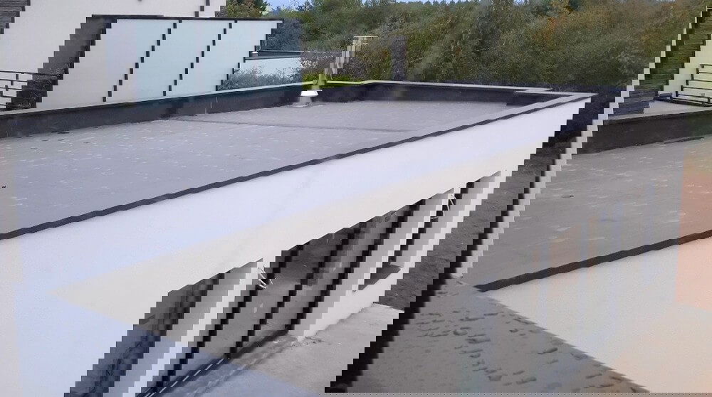 Prix toiture plate au m2